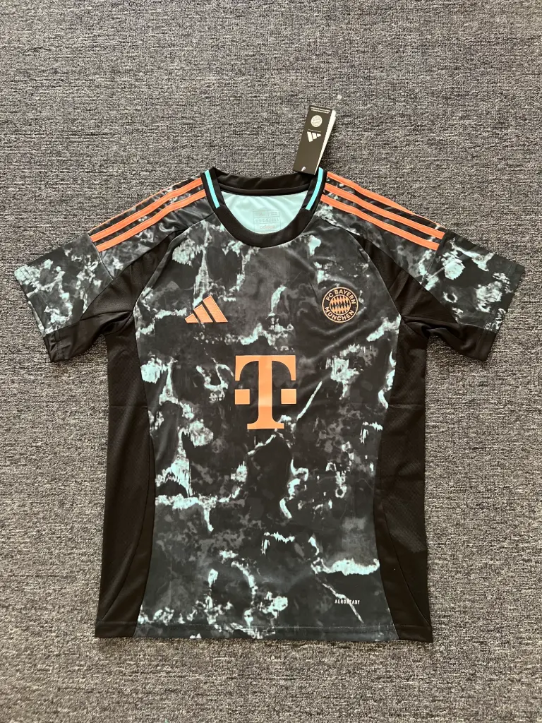 Maillot FC Bayern Munich 24/25  